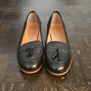 Clarks Women's Black Leather Loafers